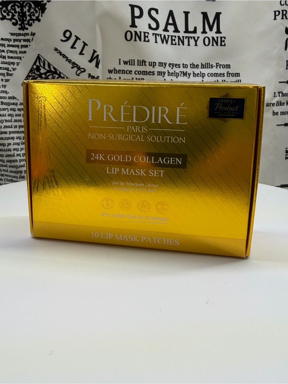 New 👄Paris 24K Gold Collagen Lip Mask Set